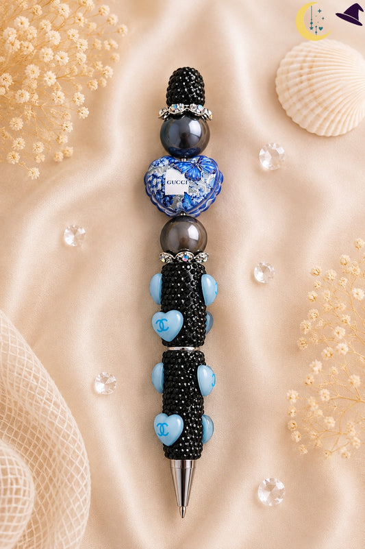 Stylo noir & bleu glamour – élégance chic et détails scintillants