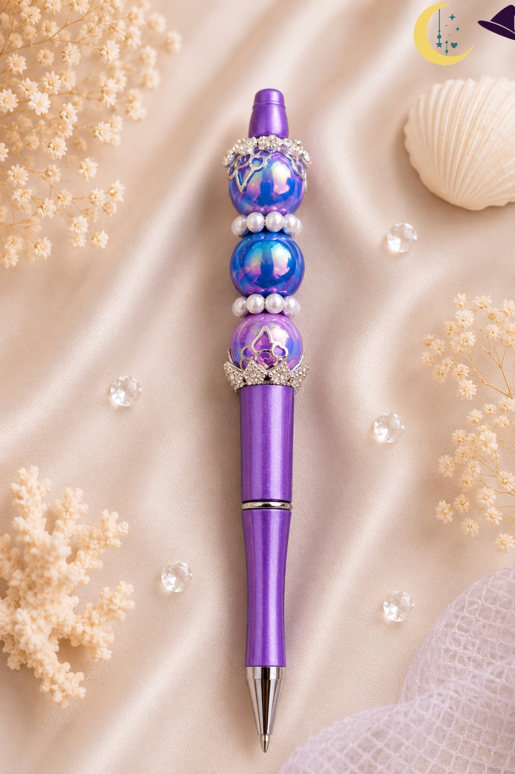 Stylo violet irisé – élégance mystique et reflets enchantés